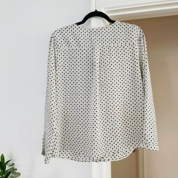 H&M Black & Satin White Button Down Shirt Long Sleeves Abstract Print Sz 6 - Picture 3 of 5